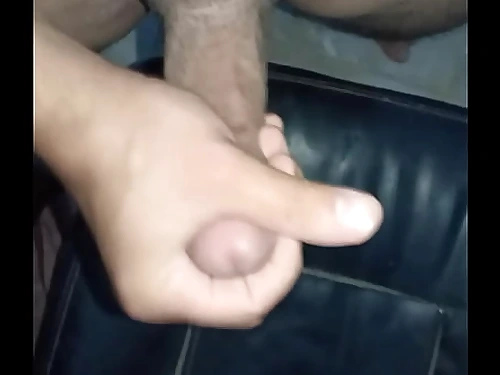 ouss young arab ultra-kinky I jerk off all over the chair with my big cum