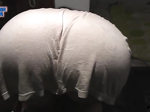 Ultra Chubby Culo Nubile with her dress inwards her ass. Nice cameltoe in cock-squeezing leggi