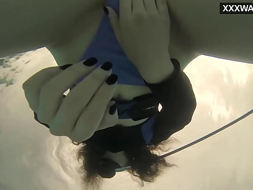 Observe Emi Serene jizz underwater